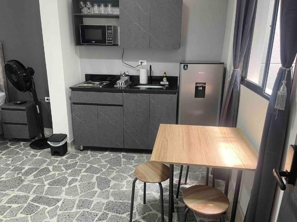 102 En Laureles Cerca Al Estadio Y La 70 Apartment