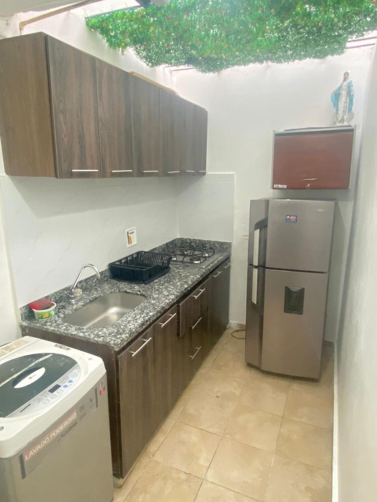 Apartamento E1 Aire Acondicionado 100mt2, 4 Habtaciones En La Mejor Zona, Laureles Estadio