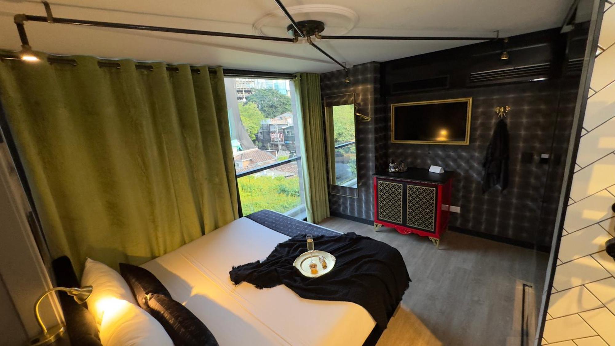Helene Hotel 4*