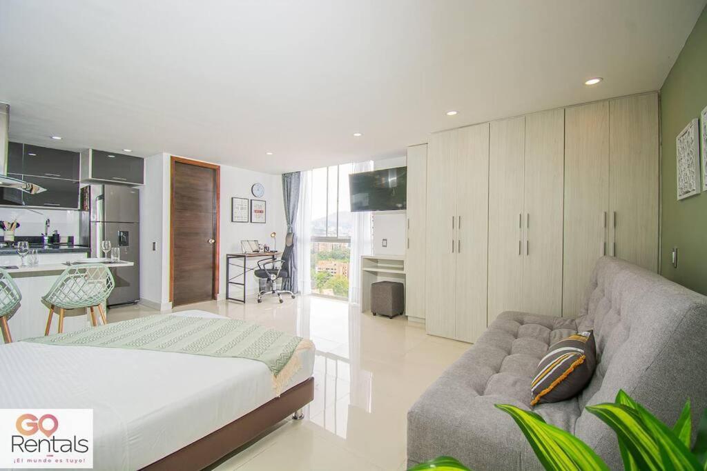 Cozy In Poblado, Parking, No Fee 1107 Apartment