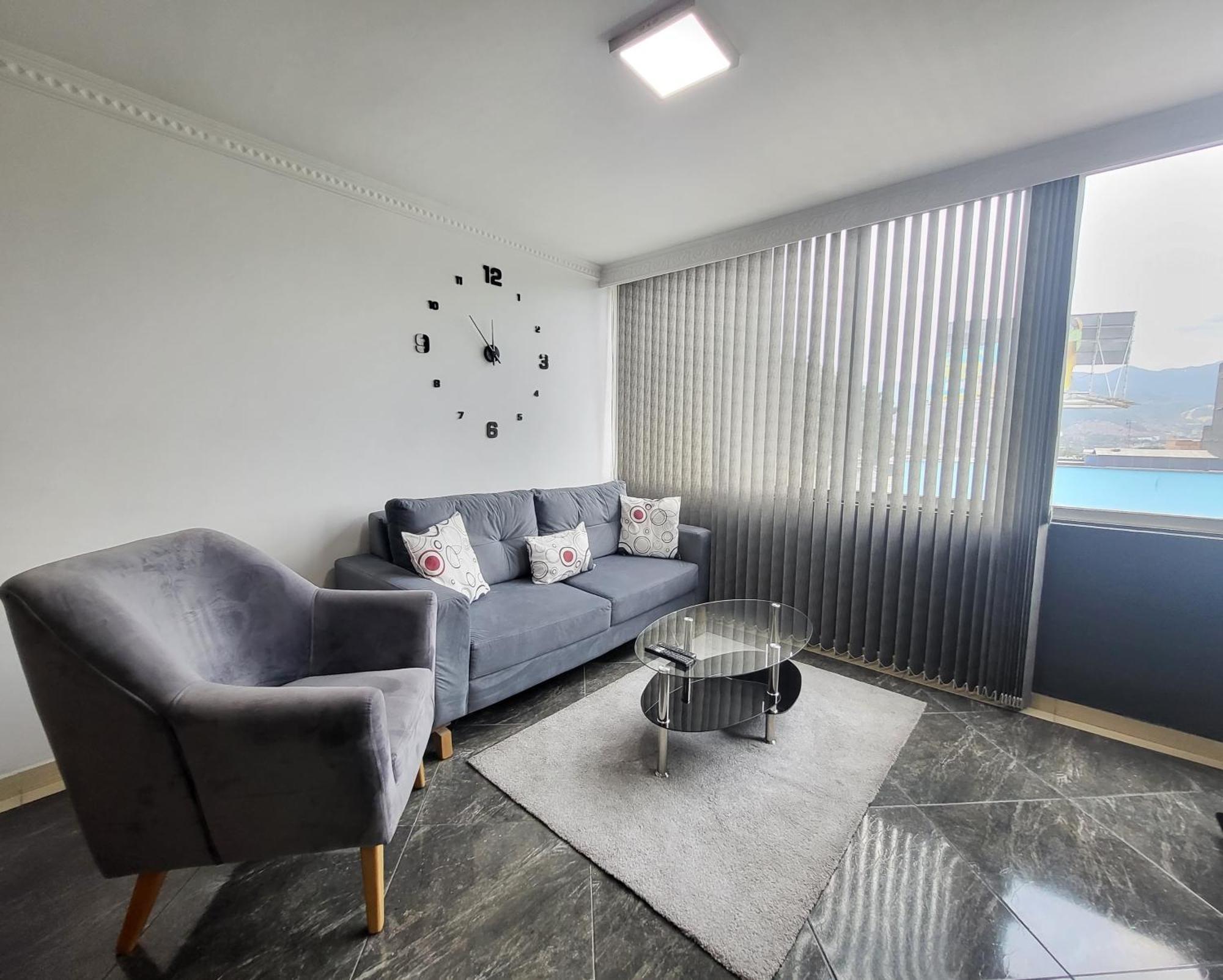 Center Flats - In El Poblado Near Park Lleras, Medellin! Apartamento *
