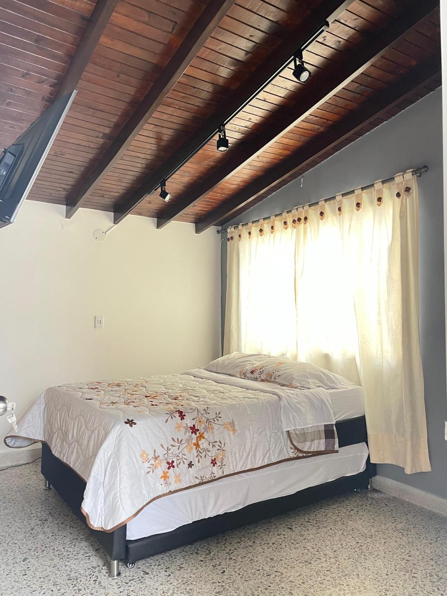 Habitacion Comoda En Laureles, Estadio