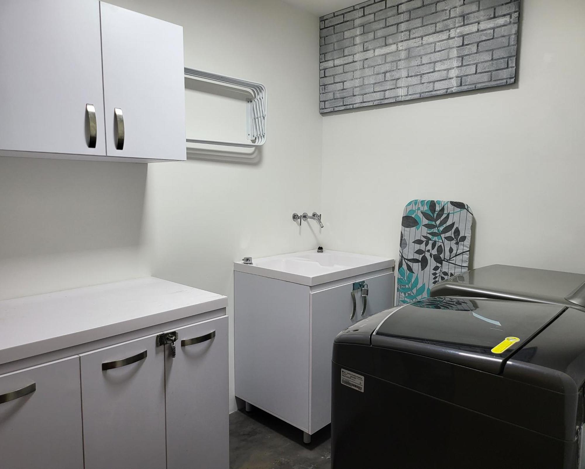 Apartamento Center Flats - In El Poblado Near Park Lleras, Medellin!