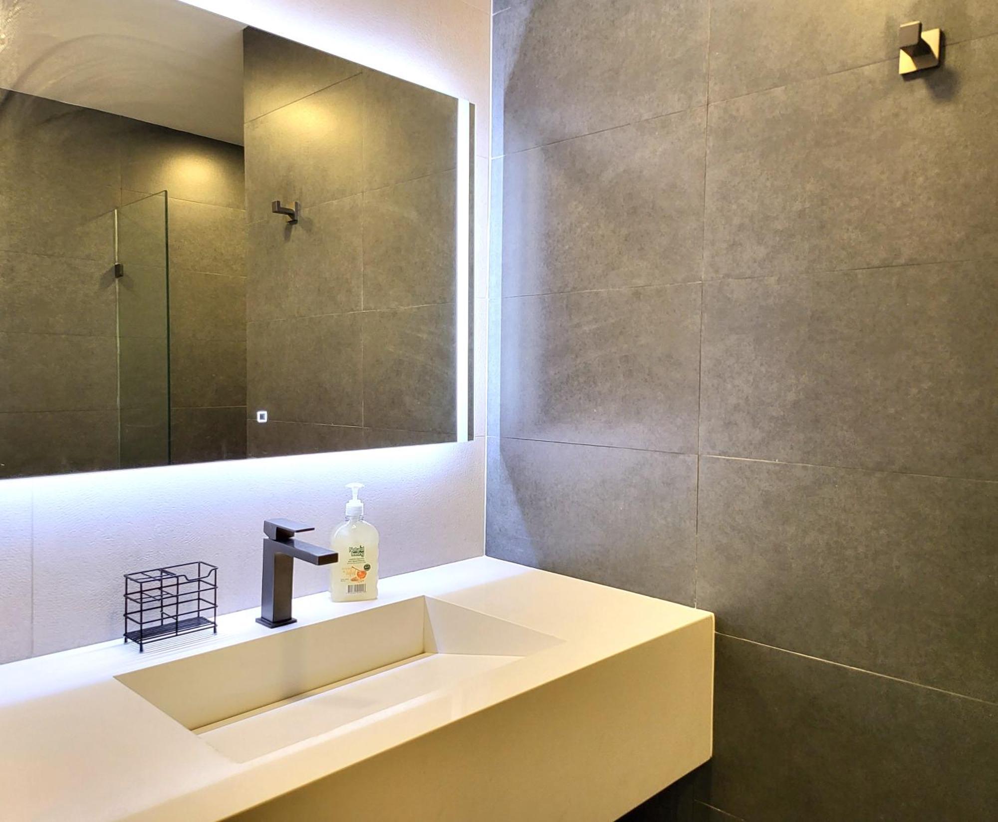Apartamento Center Flats - In El Poblado Near Park Lleras, Medellin! *