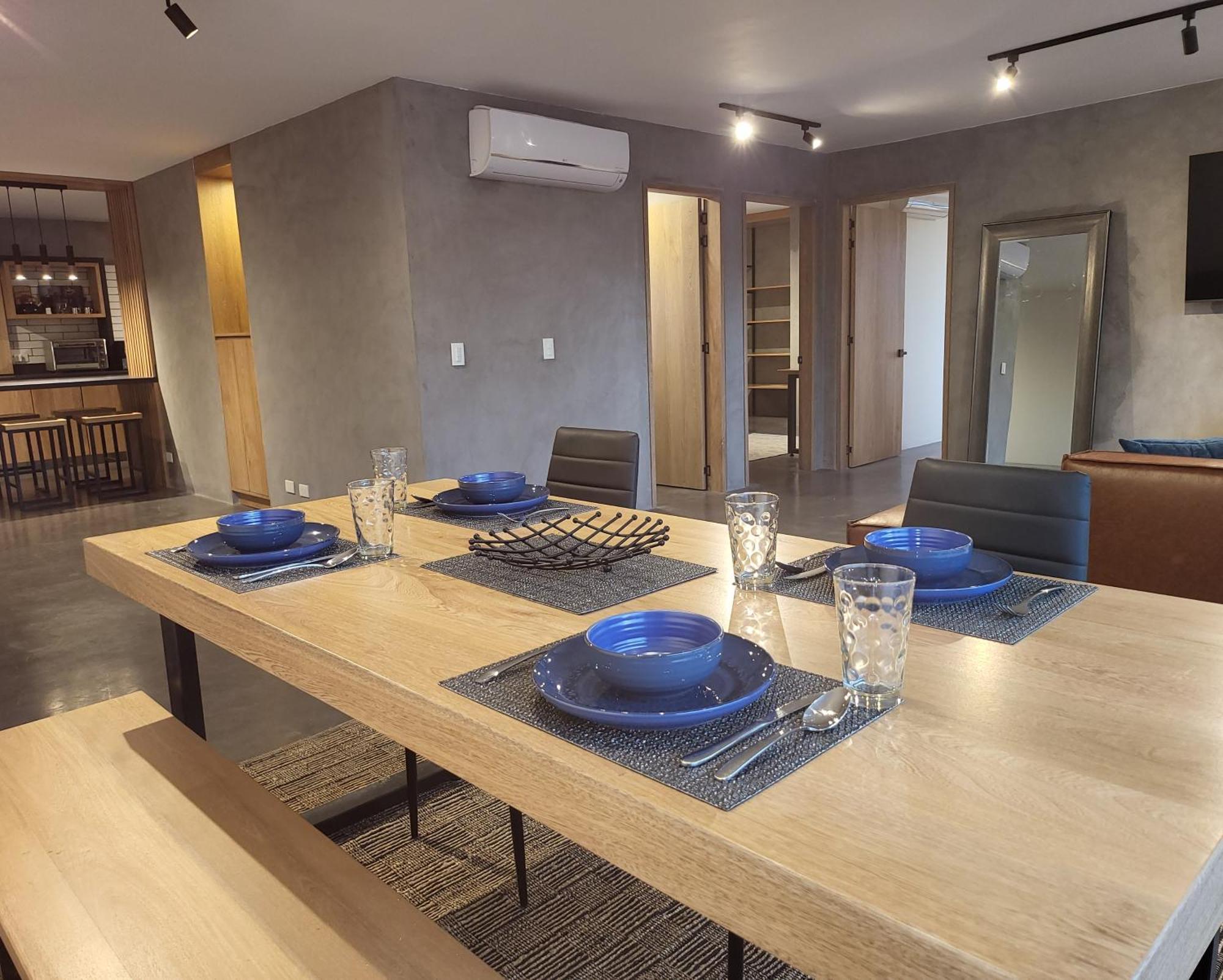 Apartamento Center Flats - In El Poblado Near Park Lleras, Medellin! Medellín