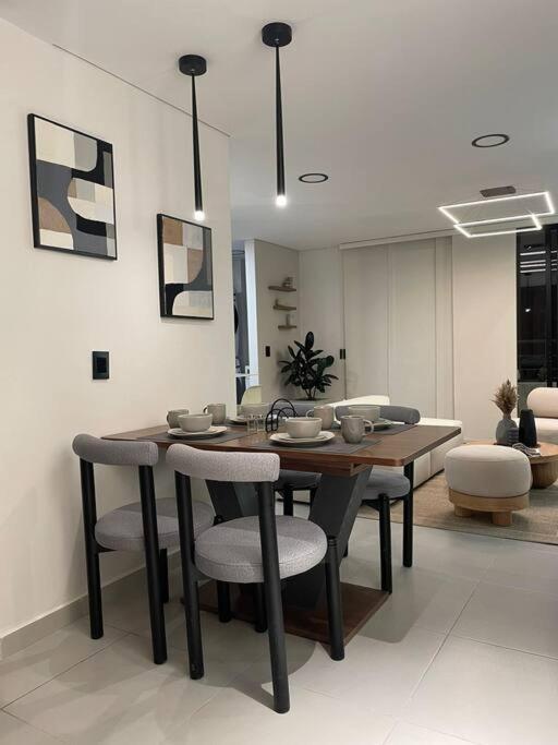 Apartamento Luxury 3br In Laureles