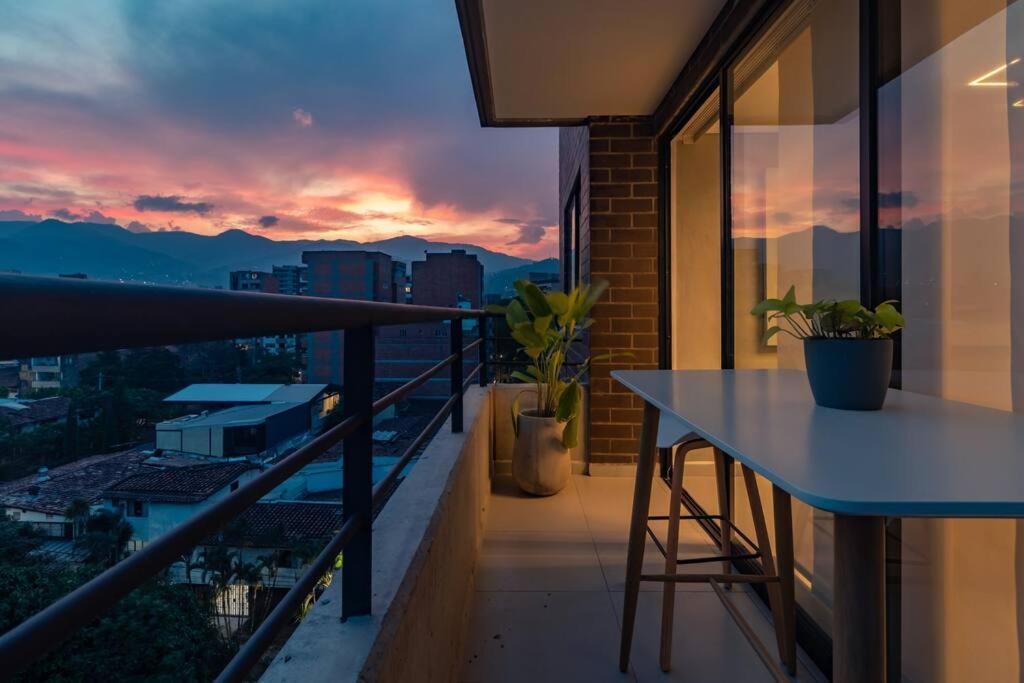 Apartamento Luxury 3br In Laureles