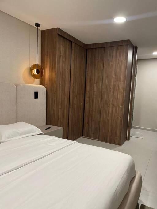 Luxury 3br In Laureles Medellín