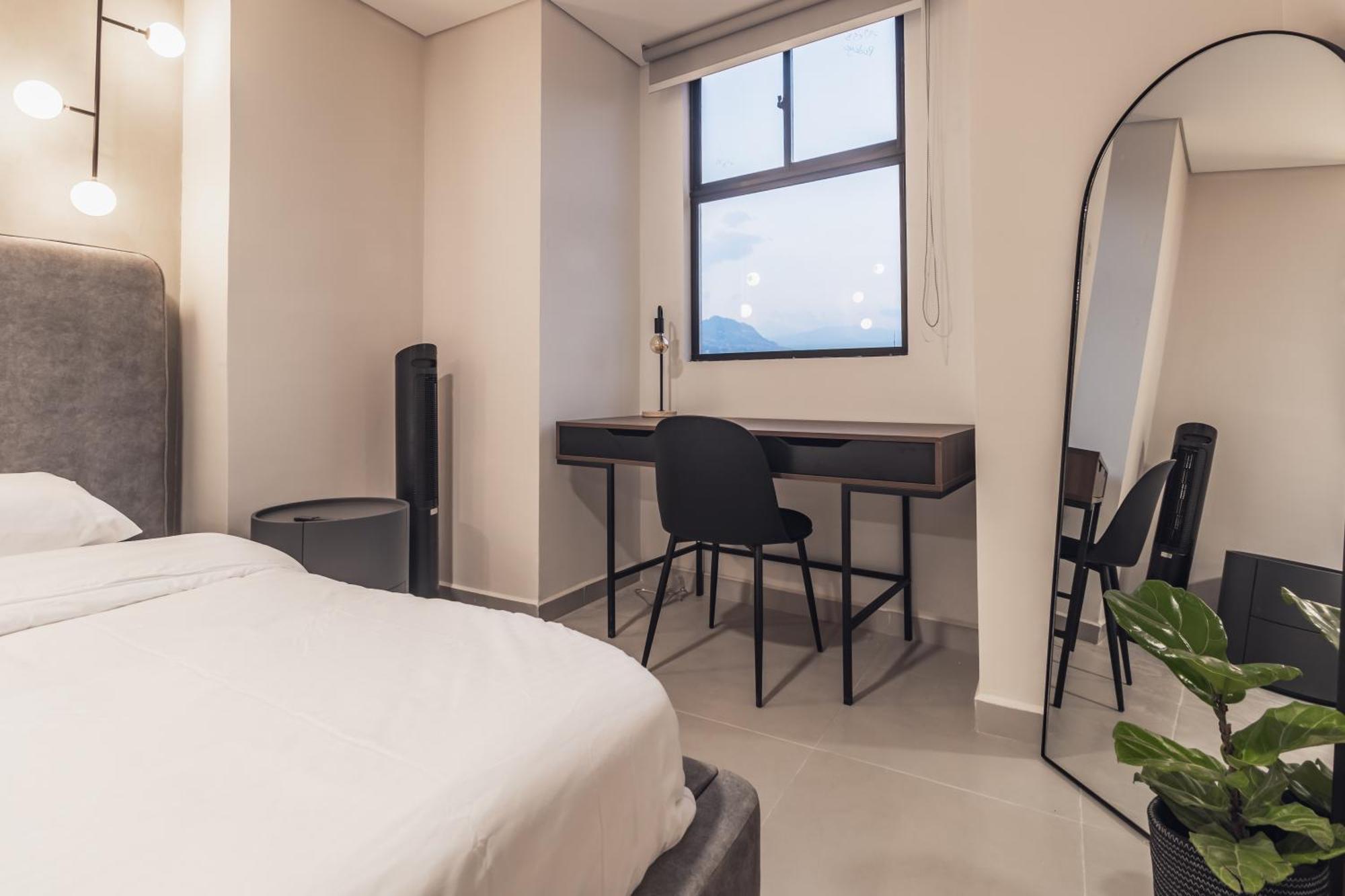 Apartamento Luxury 3br In Laureles Medellín