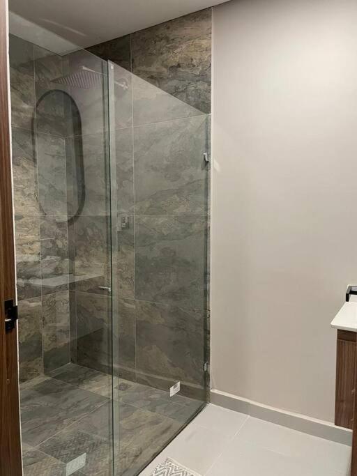 Luxury 3br In Laureles Medellín