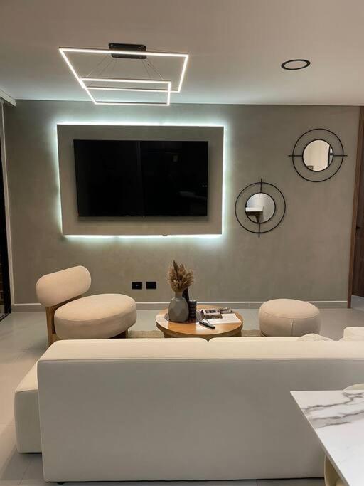 Apartamento Luxury 3br In Laureles *