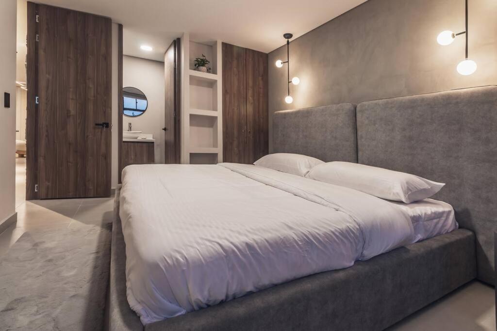 Apartamento Luxury 3br In Laureles Medellín