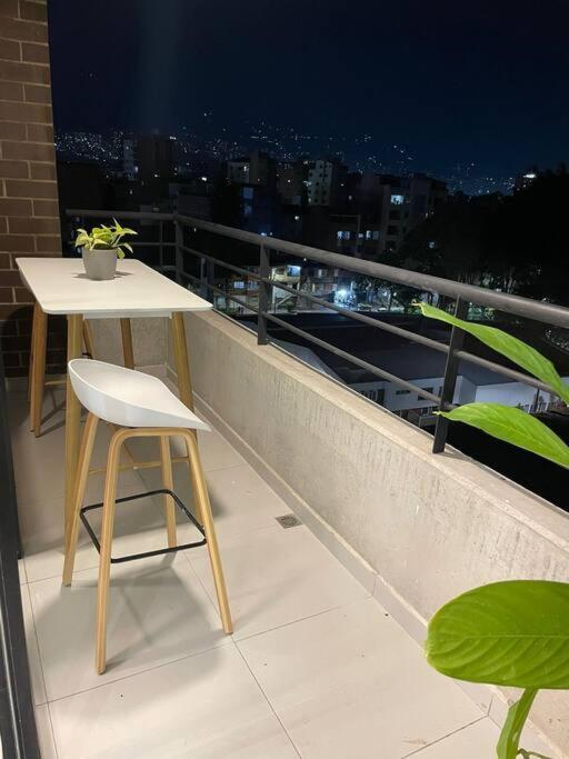 Apartamento Luxury 3br In Laureles