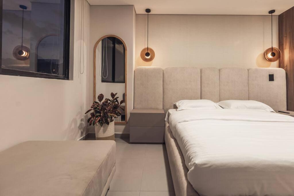 Luxury 3br In Laureles Medellín