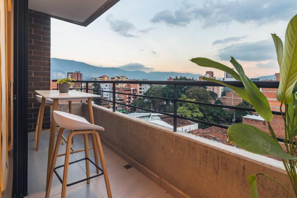 Apartamento Luxury 3br In Laureles *