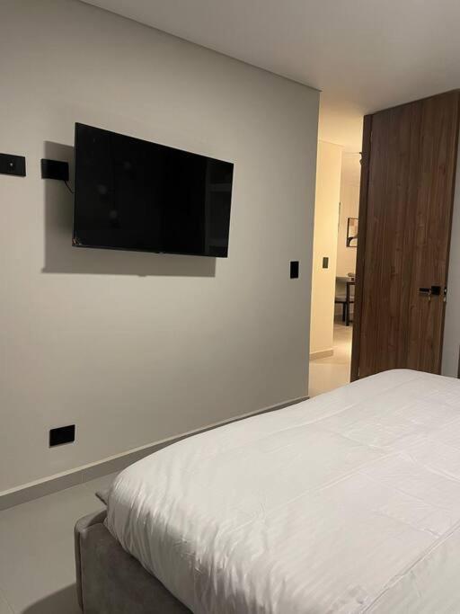 Apartamento Luxury 3br In Laureles Medellín