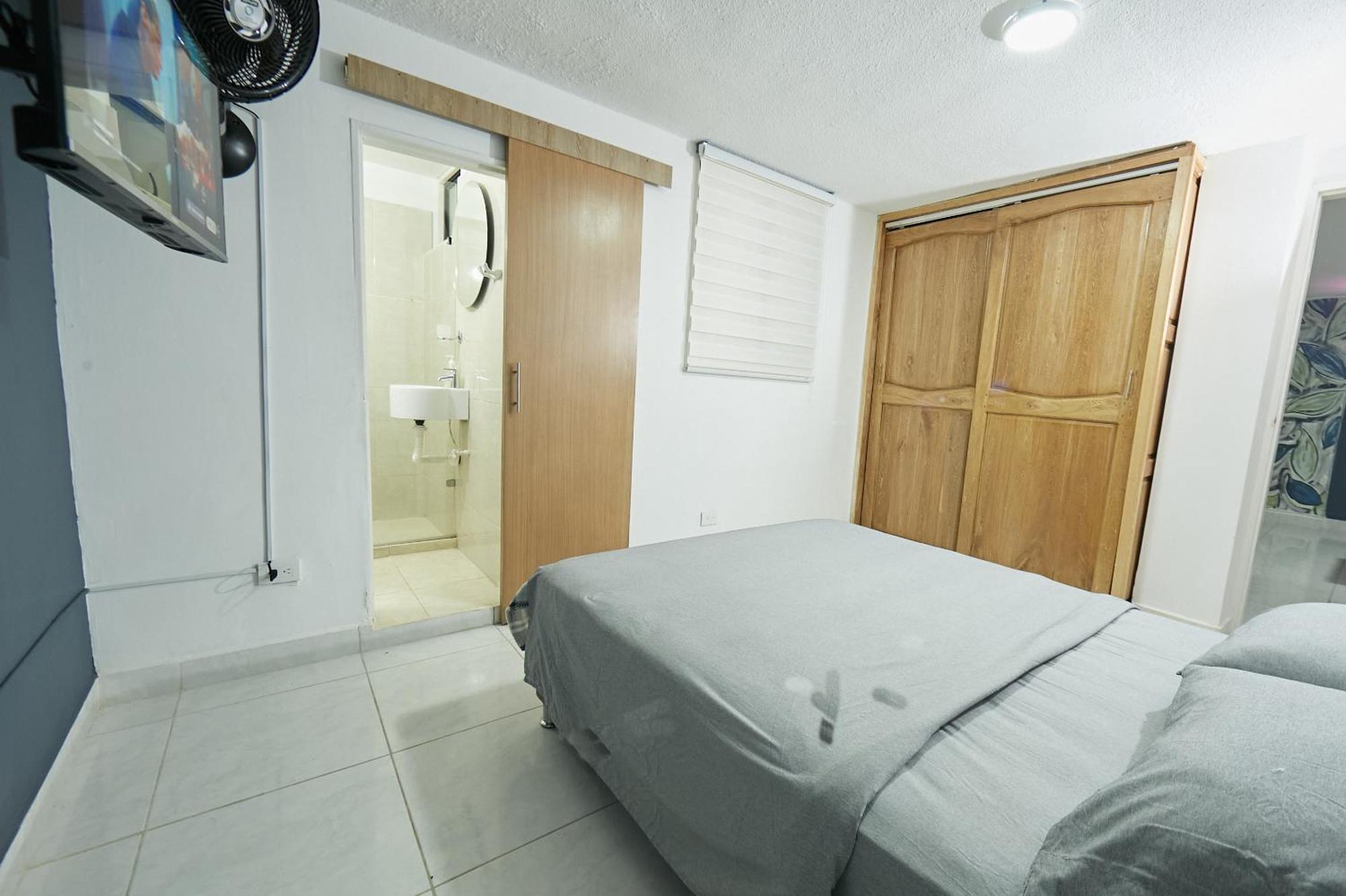 Casa Host 72