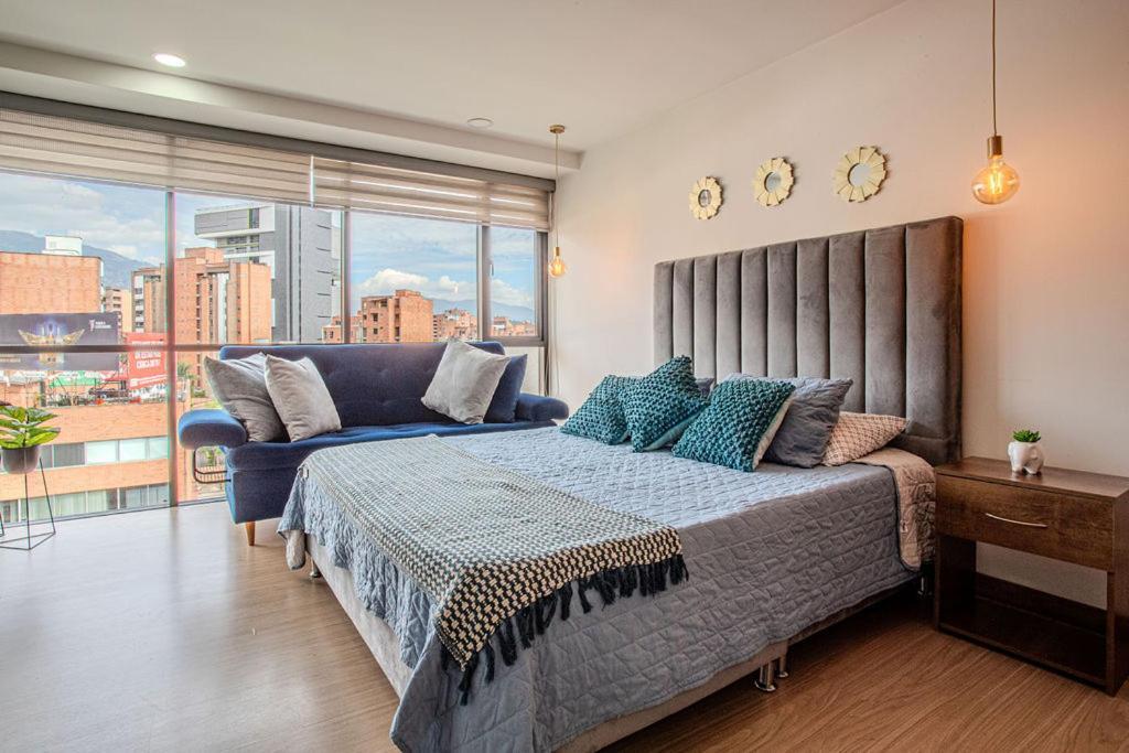 Apartamento Remotecasa - Vibrant Cityscape In Laureles *