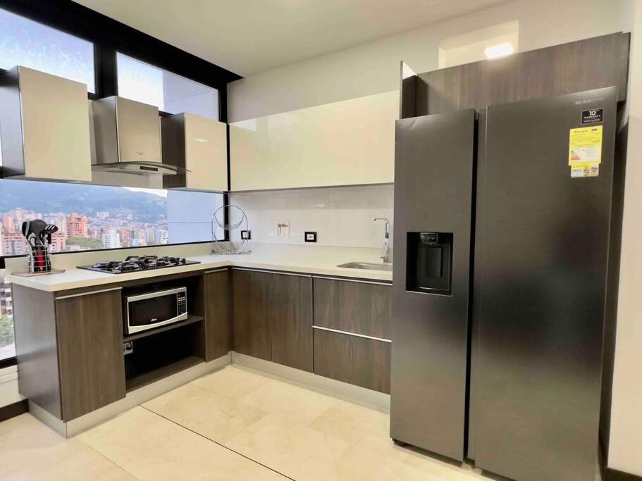 Apartamento 2001 Charming In El Poblado Medellín