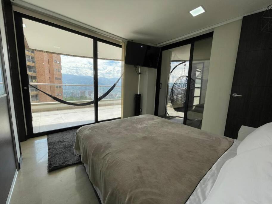 1103 The Overlook Of In El Poblado