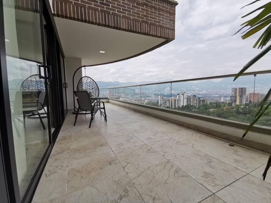 Apartamento 1103 The Overlook Of In El Poblado Medellín