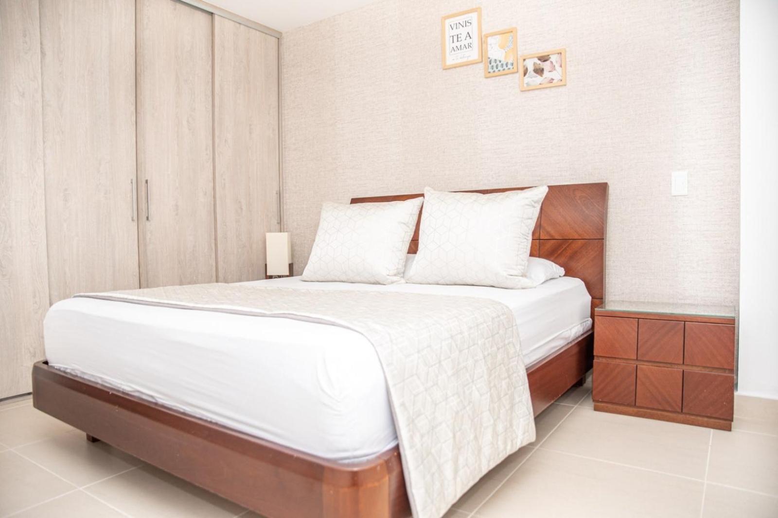 Torre Ginebra Apartamento *
