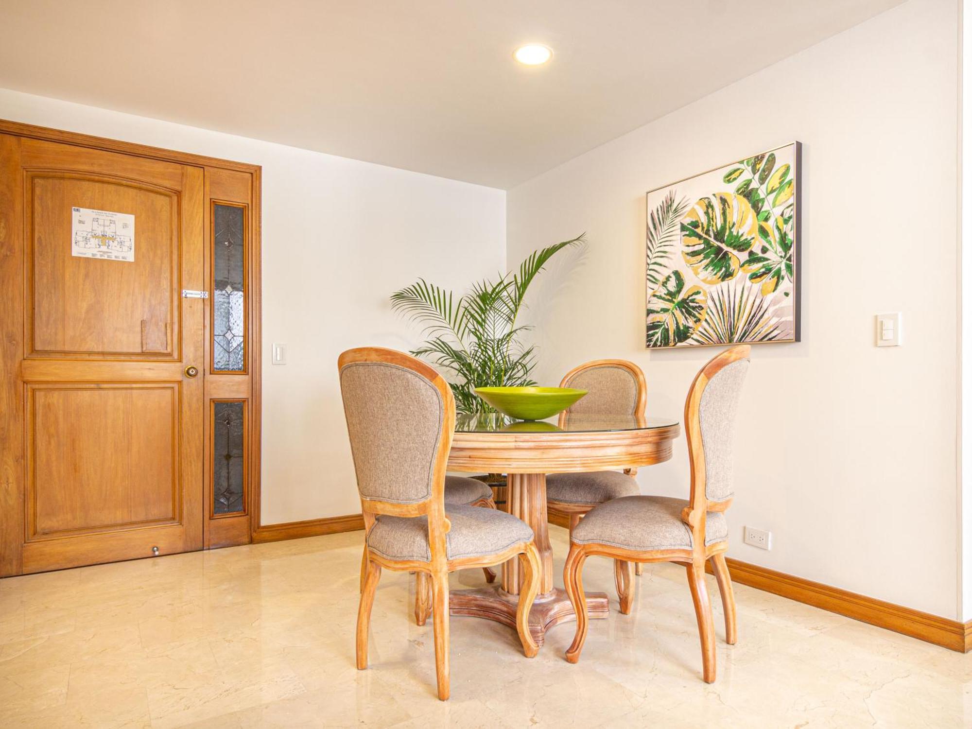 Alcazar De Oviedo By Ee Apartahotel Medellín