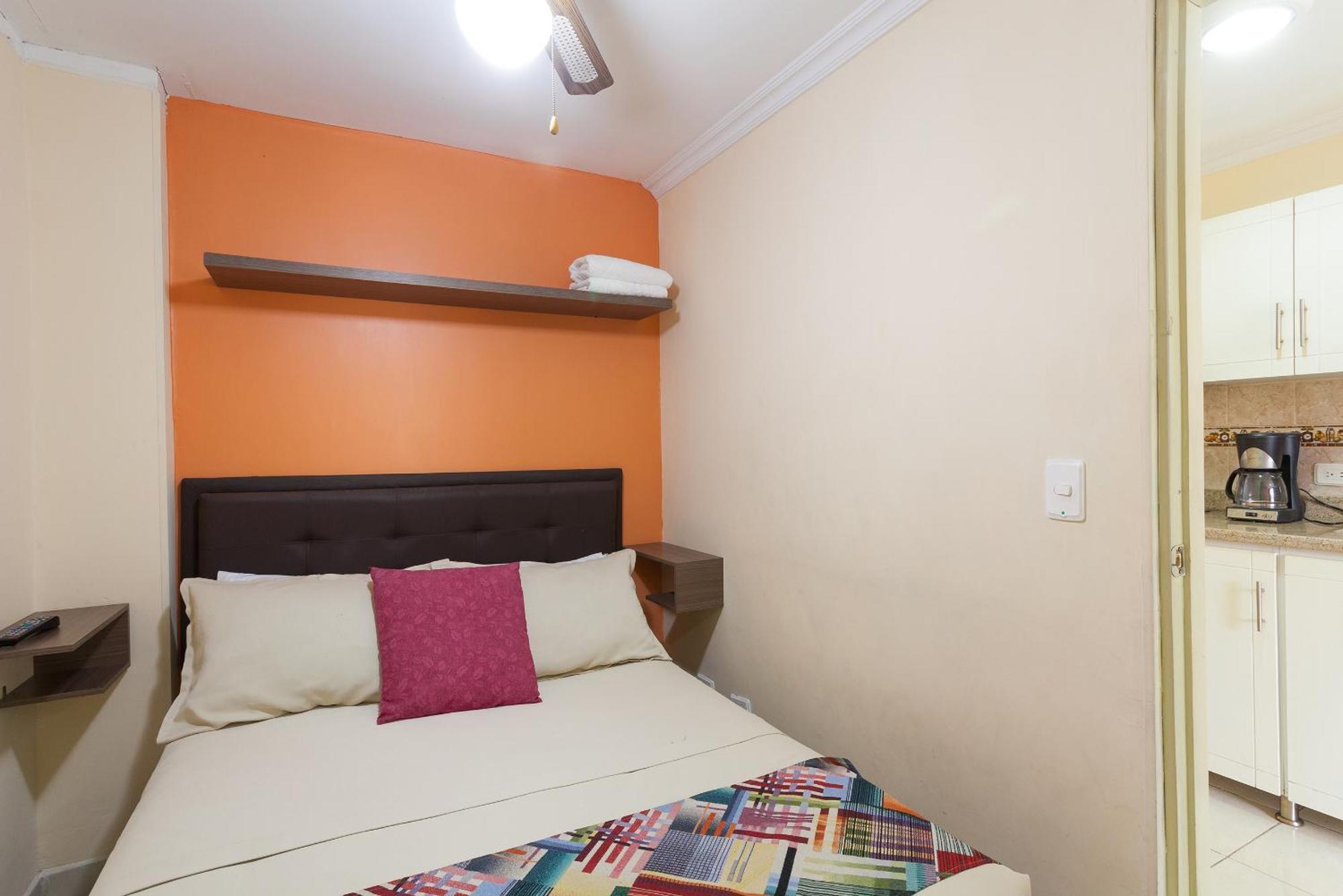 Apartment Laureles De La 70 Medellin