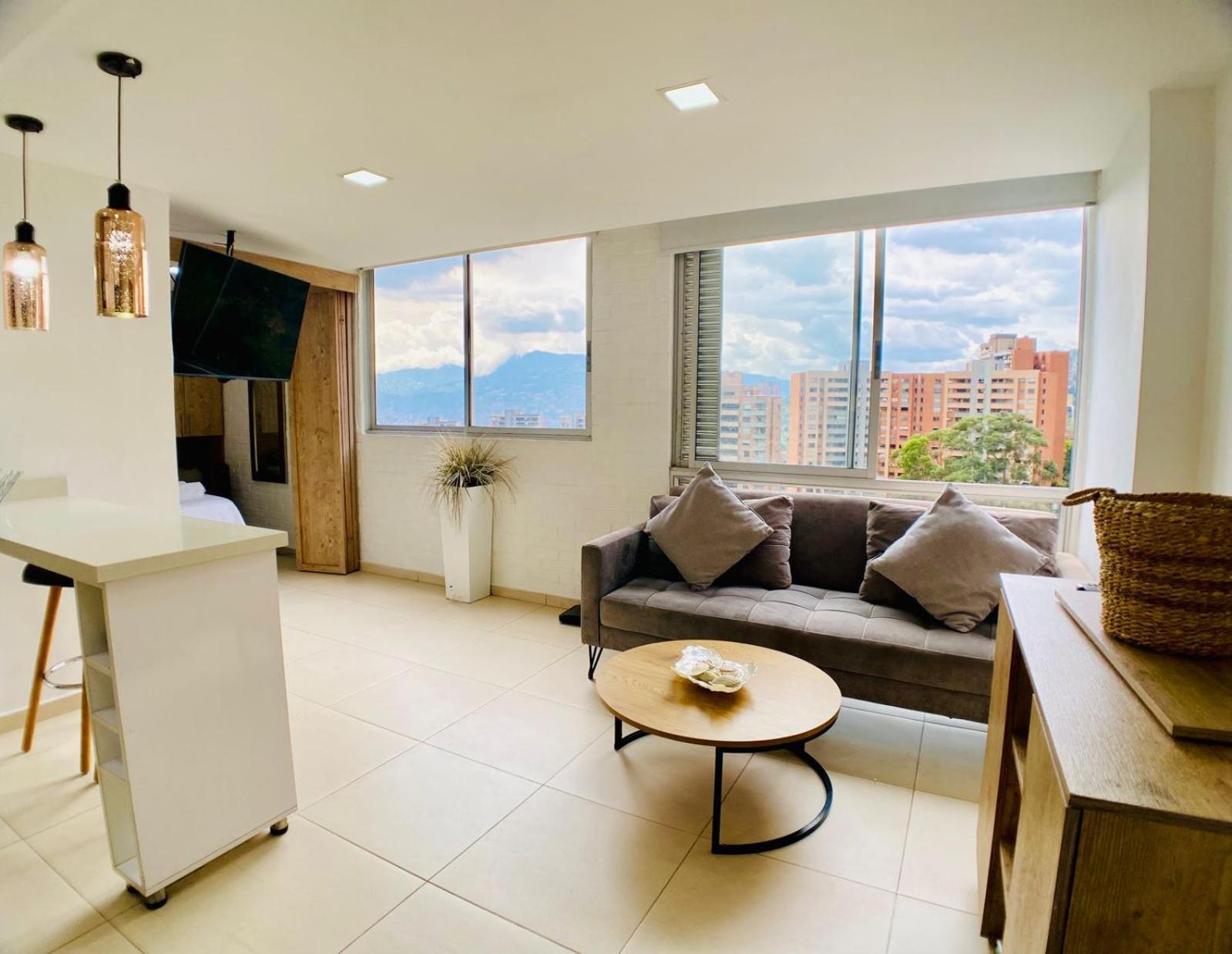 Cozy Apto In Poblado * Medellín