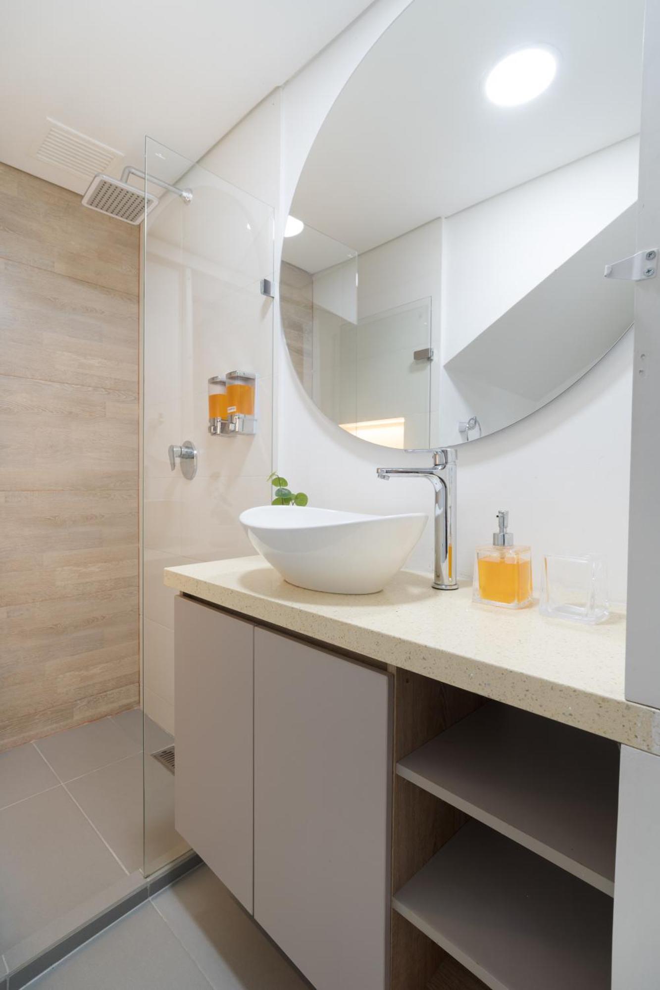 Lleras Park Apartamento *