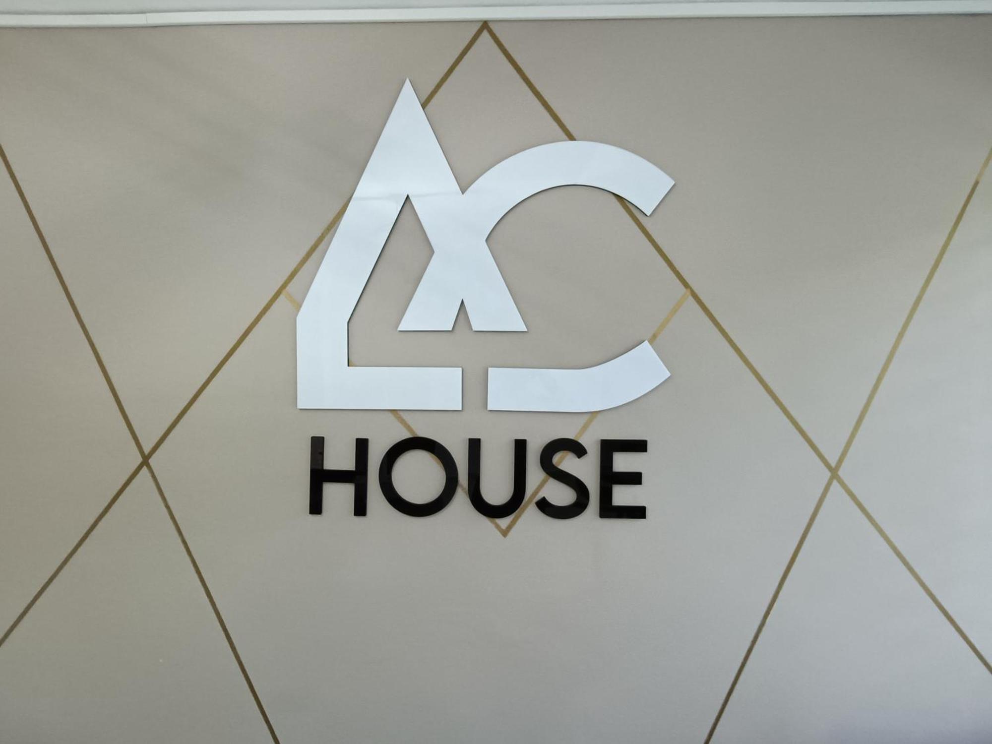 Ac - House Laureles - Self Cheking Pensión Medellín