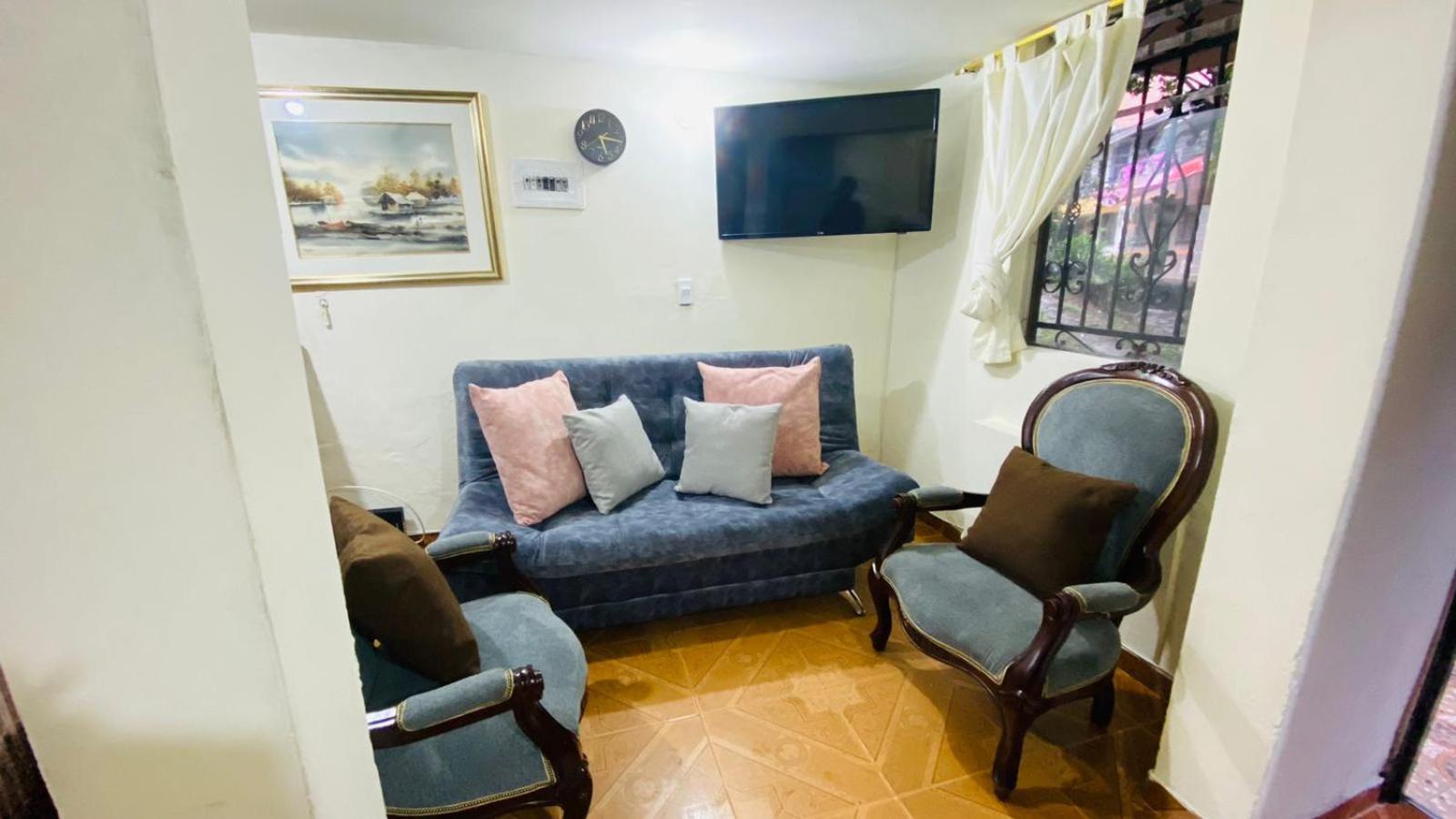 Apartamento Casa Grande Y Confortable 2 *