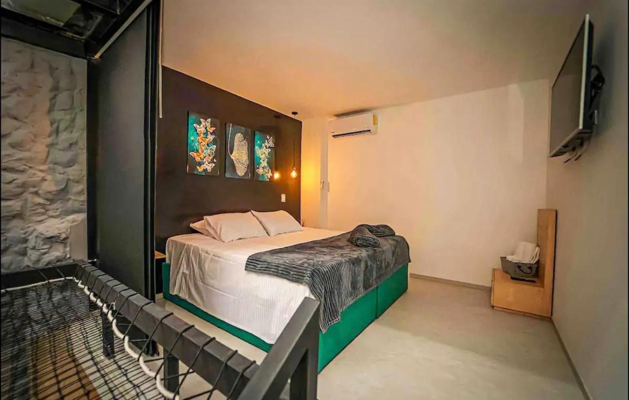 Lleras Park Apartamento *