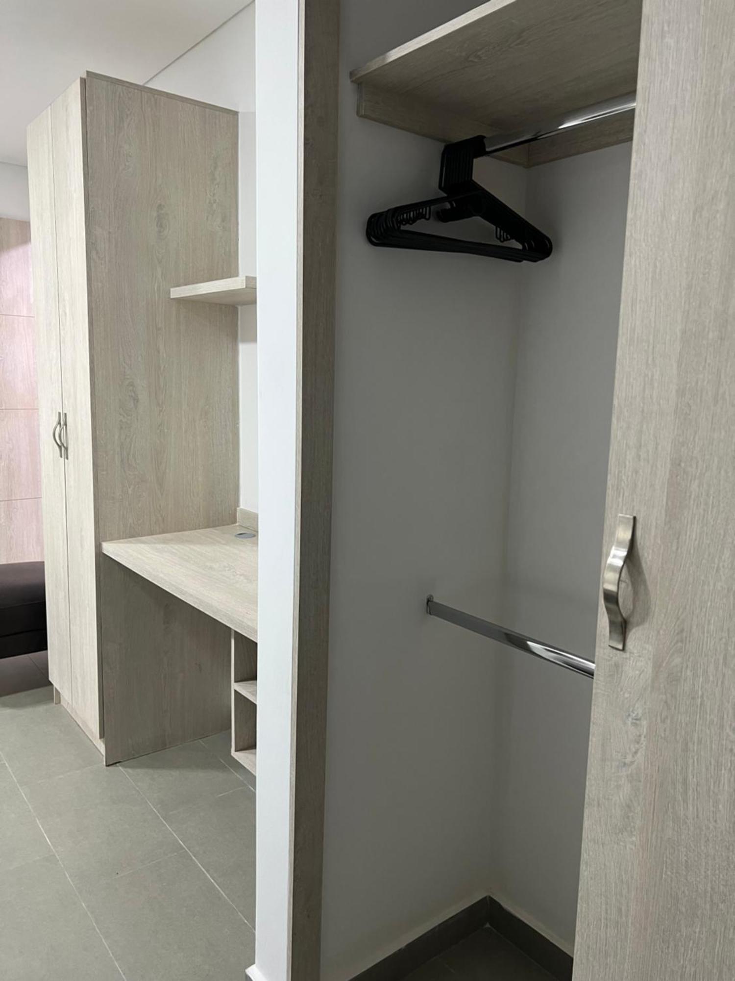 Elit 301 Apartamento *