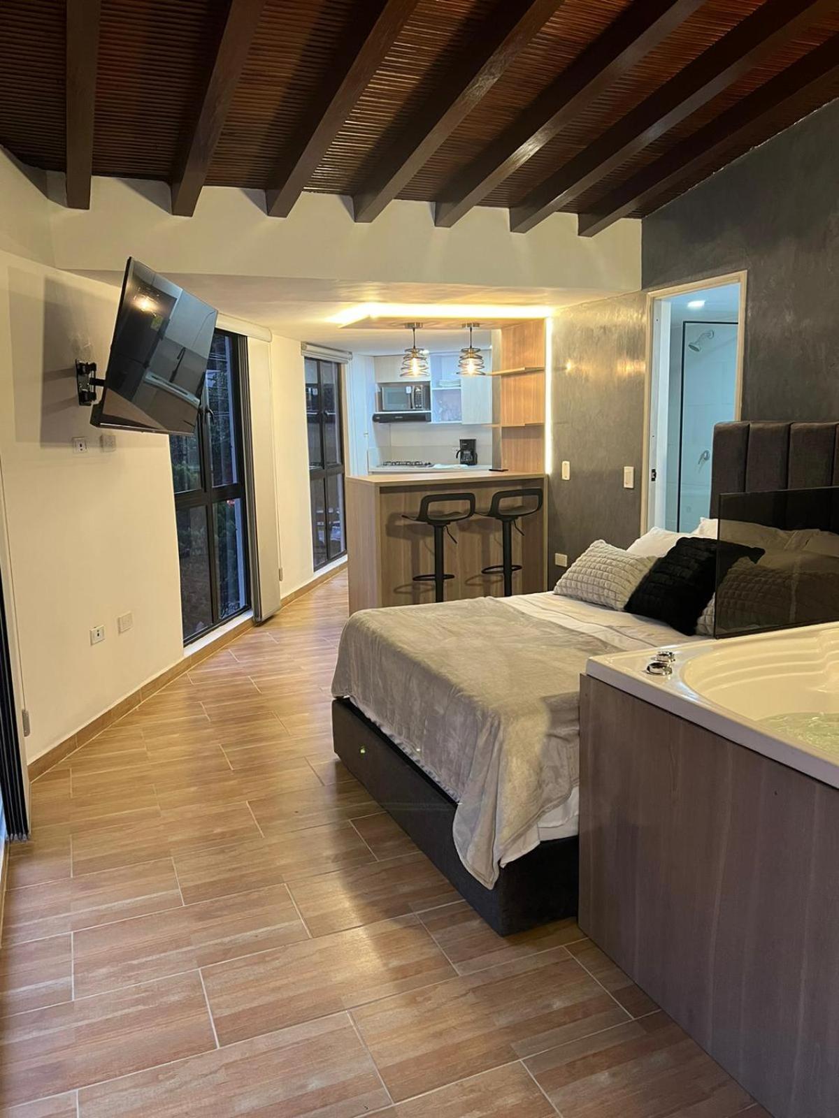 201 Jacuzzi & Comfort, Loft * Medellín