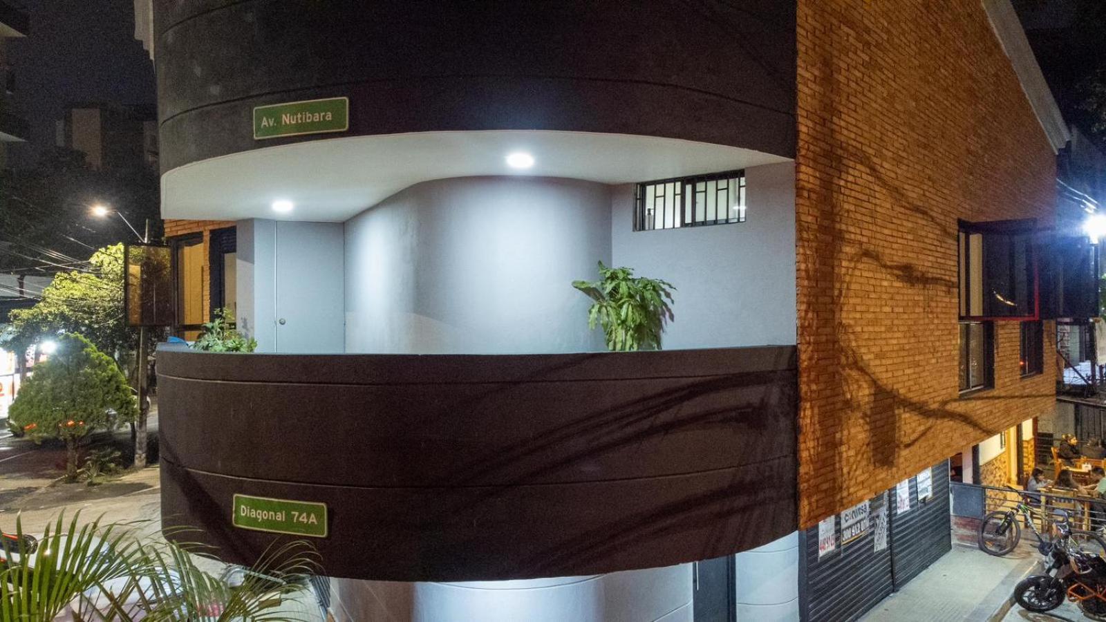 201 Jacuzzi & Comfort, Loft Apartamento
