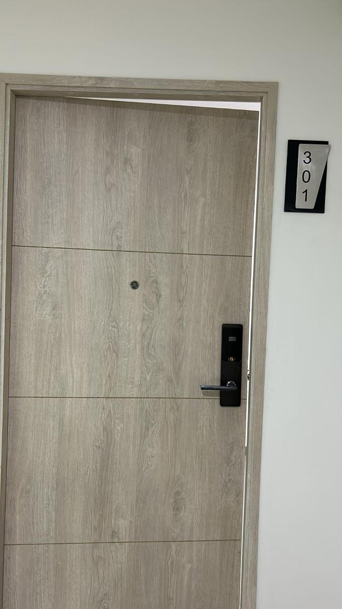 Elit 301 Apartamento *