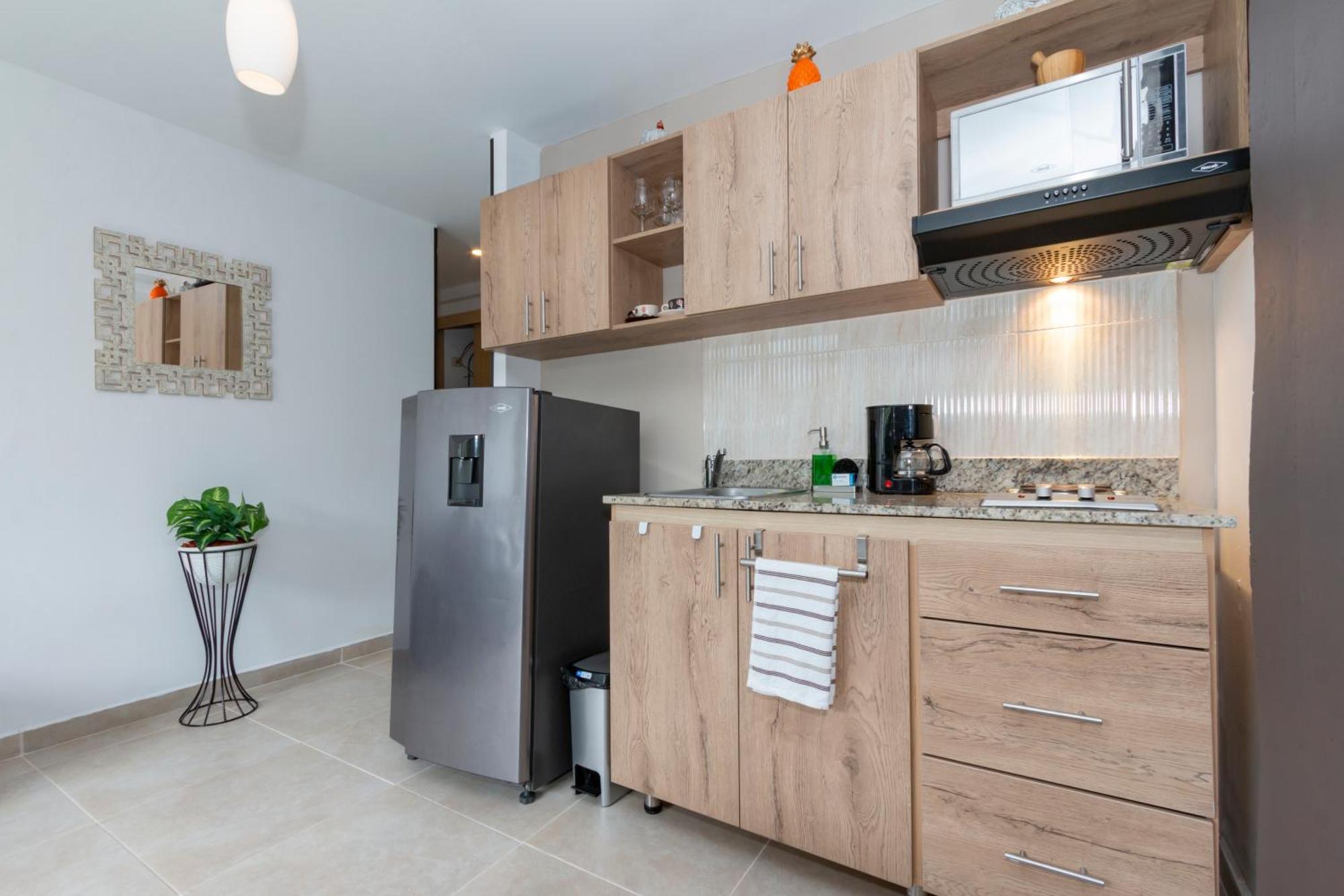 Apartamento En Zona Comercial Medellín