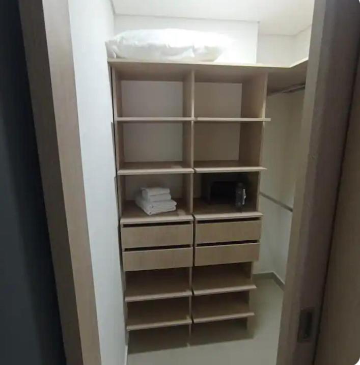 Apartamento Beautiful In The Heart Of Laurels Medellín