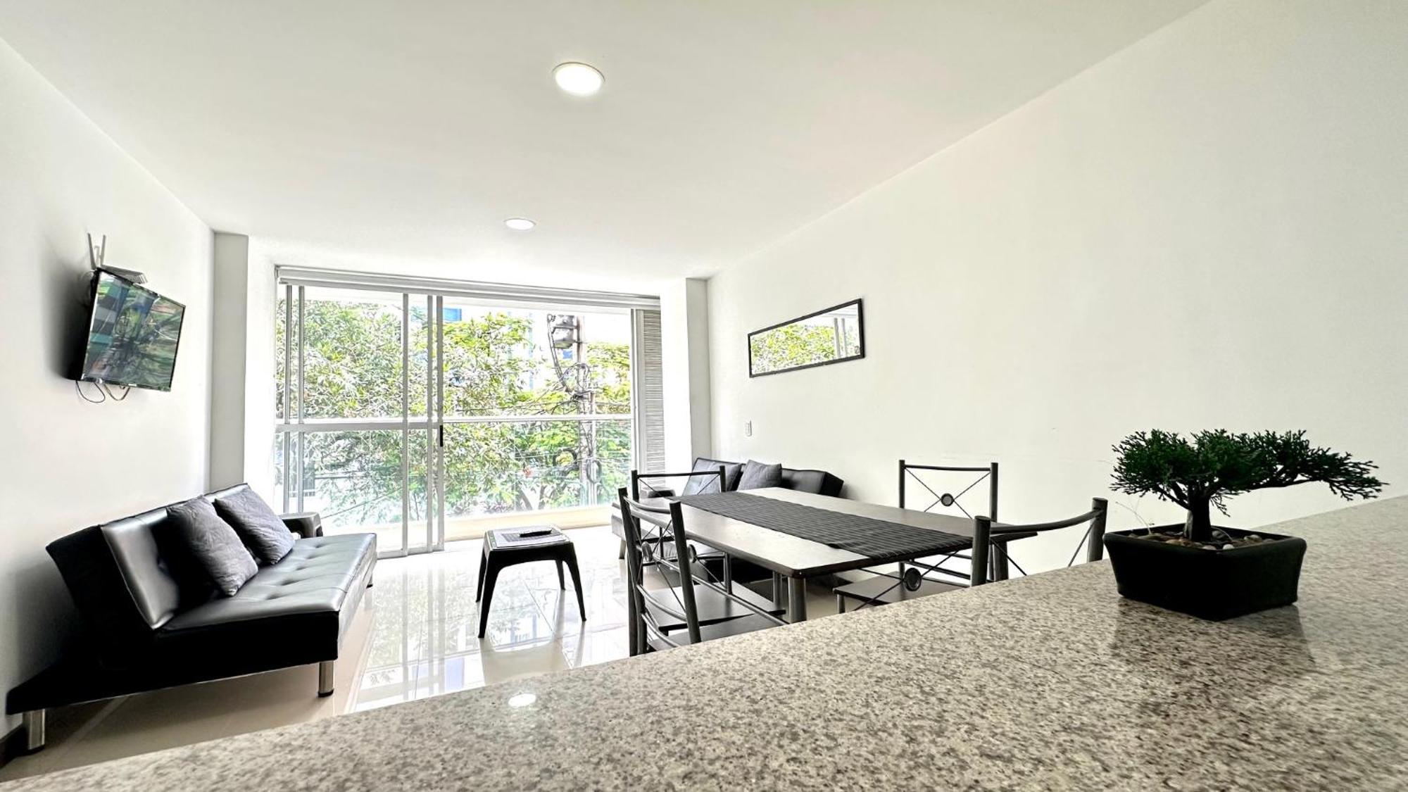 Moderno En Conquistadores, Excelente Ubicacion Apartahotel *