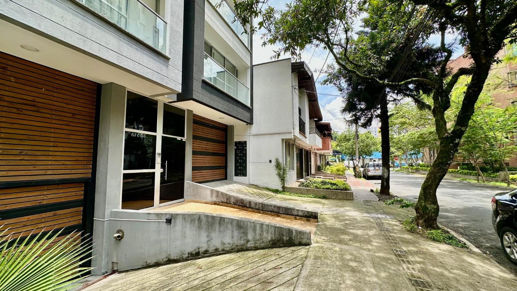 Apartahotel Moderno En Conquistadores, Excelente Ubicacion *