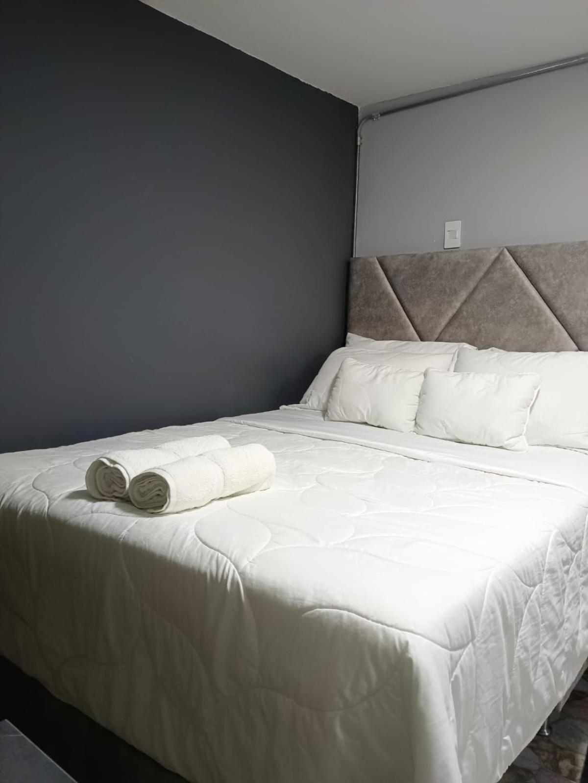 101 Apartaestudio Cerca Al Estadio -boulevar De La 70 Apartamento Medellín