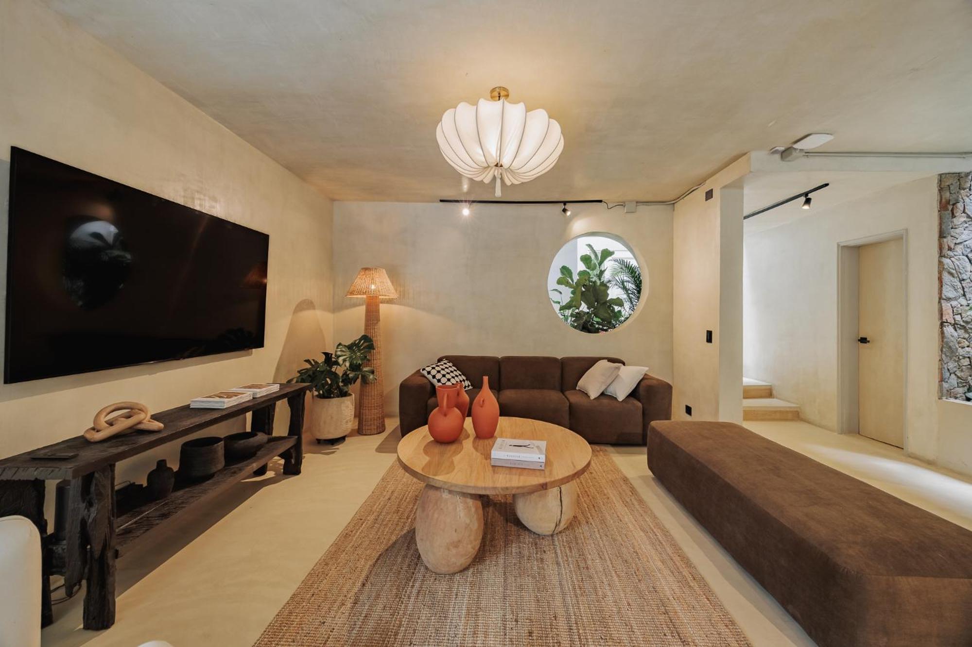 Casa Selva, A Unique Luxury House In The Heart Of El Poblado *