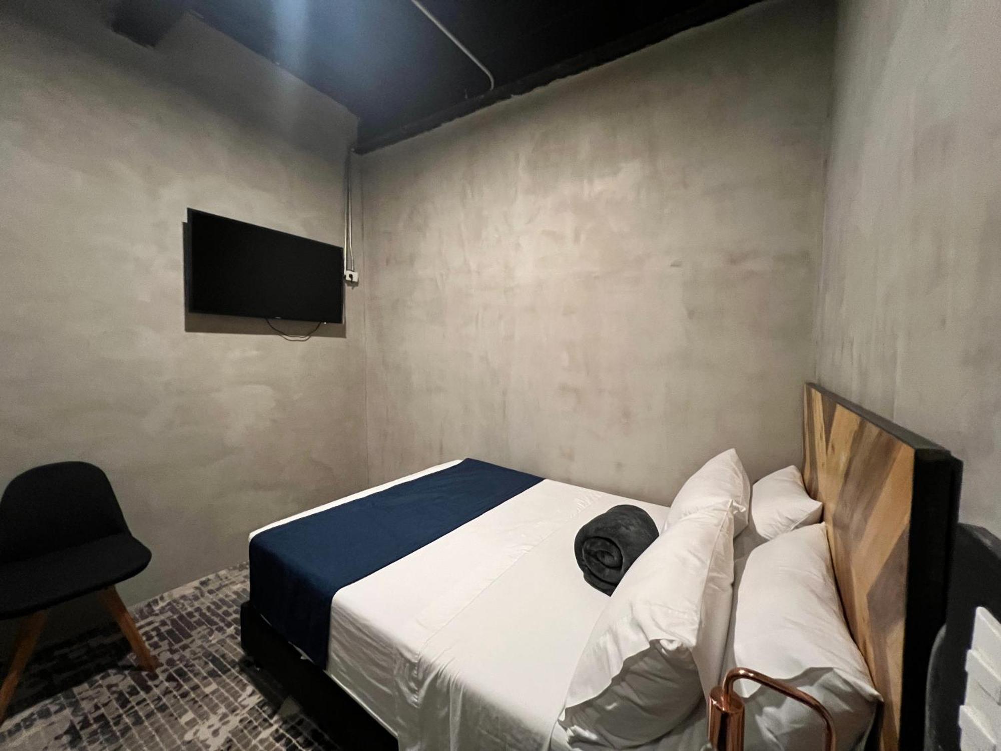 Lleras Hotel