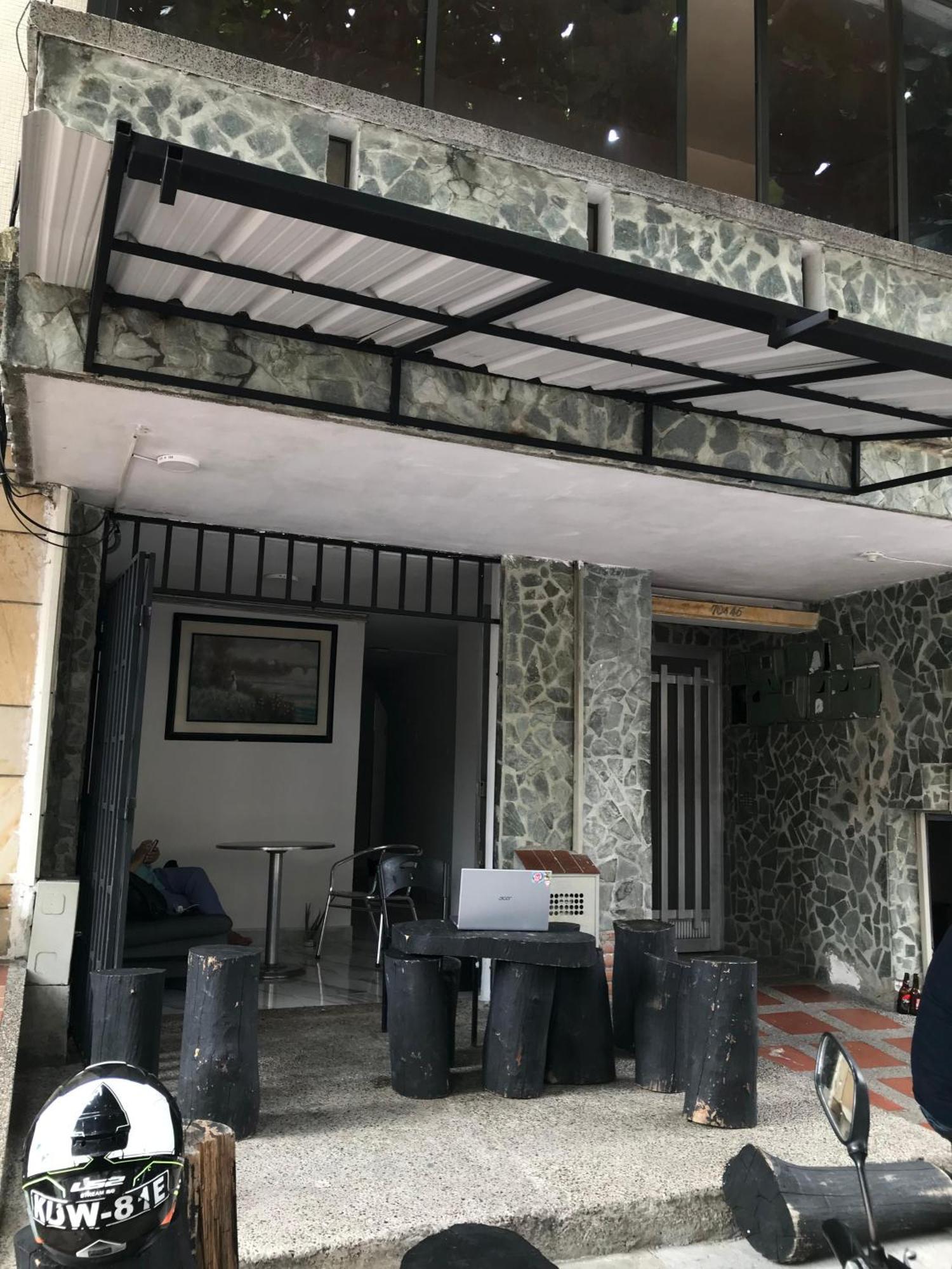 El Almendro Pensión