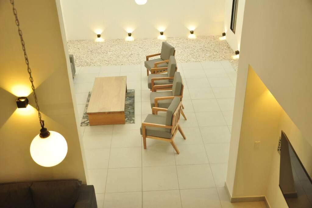 Modern House, With Excellent Location In Medellín