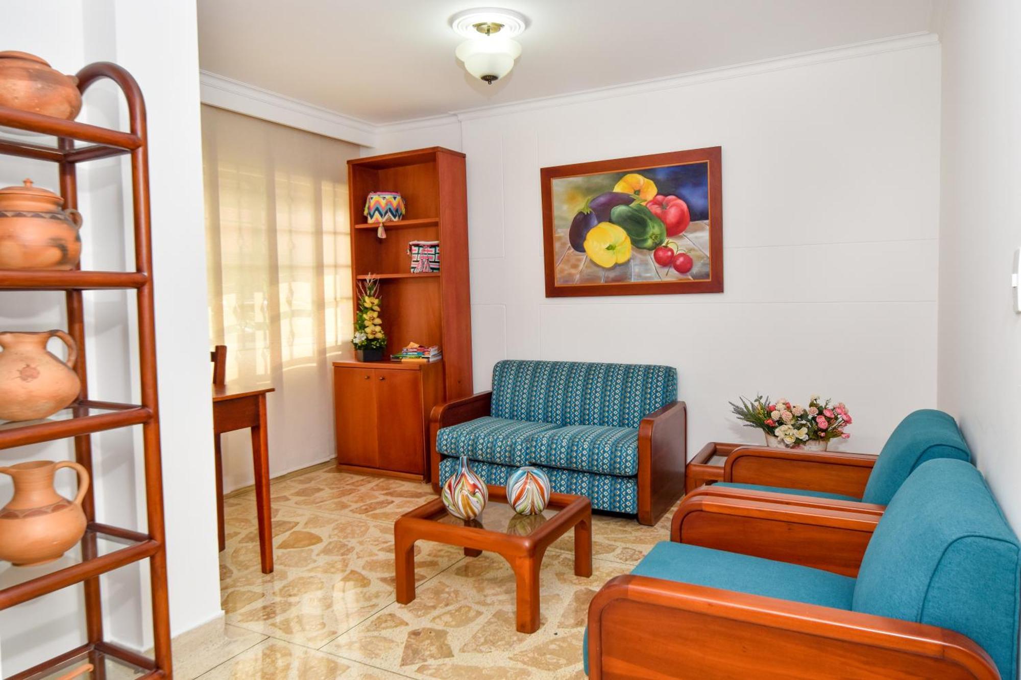 La Campana Boutique