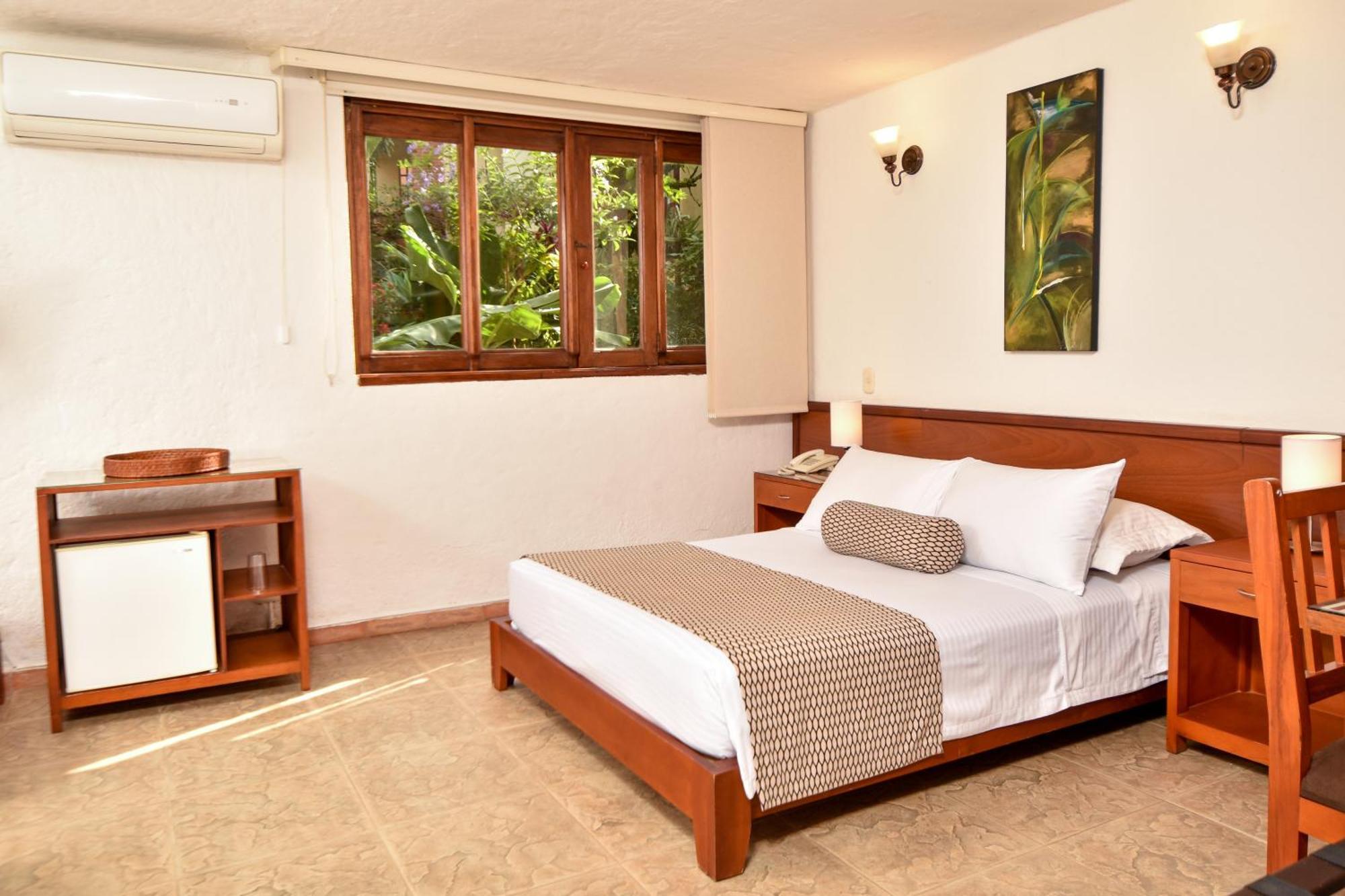 Hotel La Campana Boutique 3*