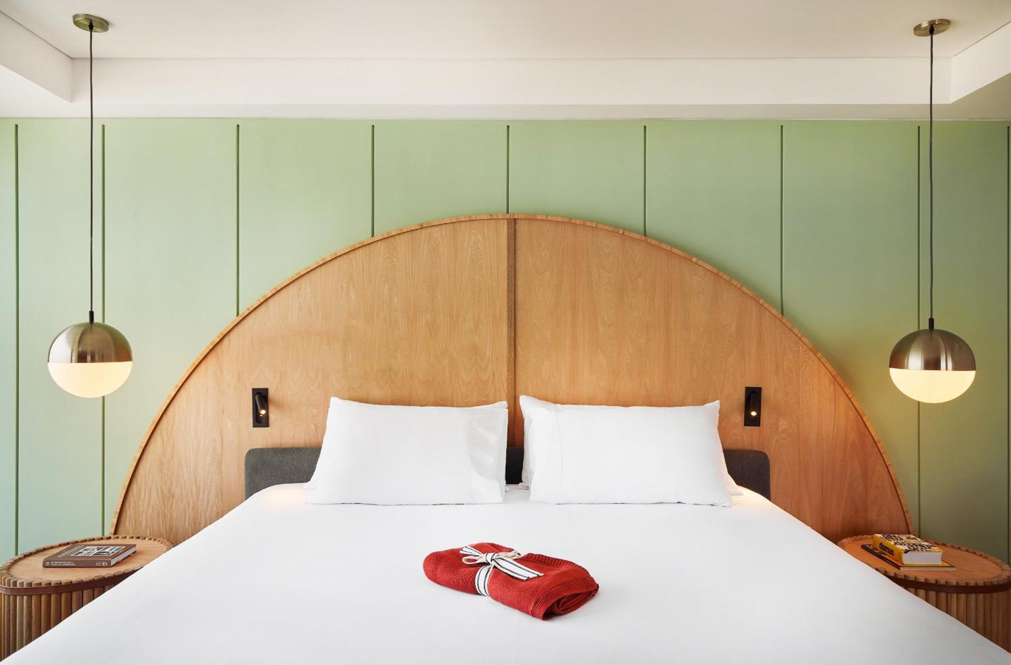Wellcomm & Hotel 4*