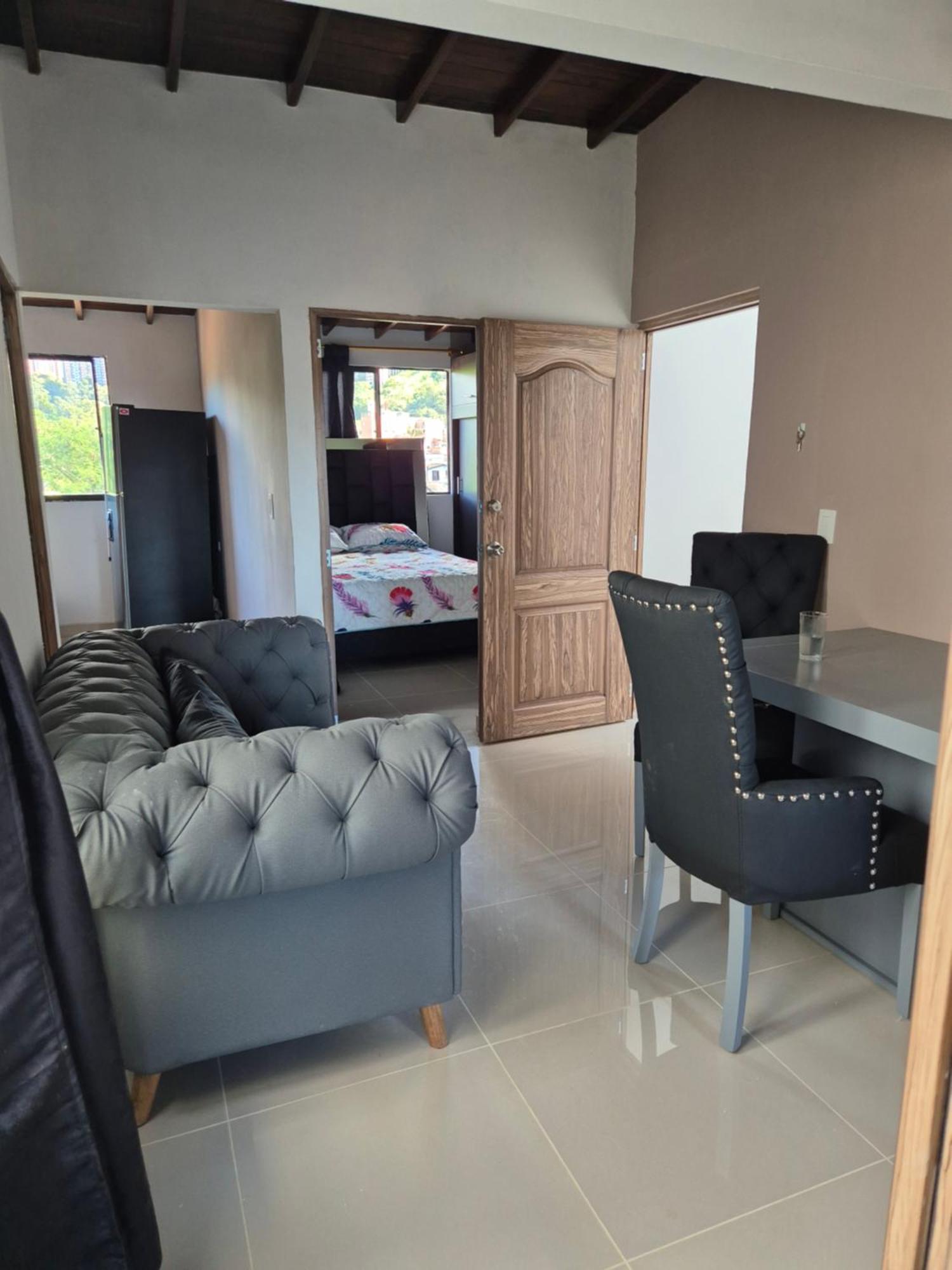 Exclusivo Y Elegante * Medellín